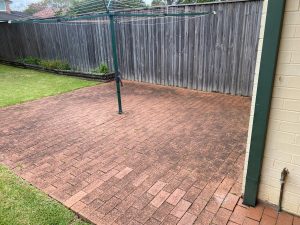Pressure washing Paving